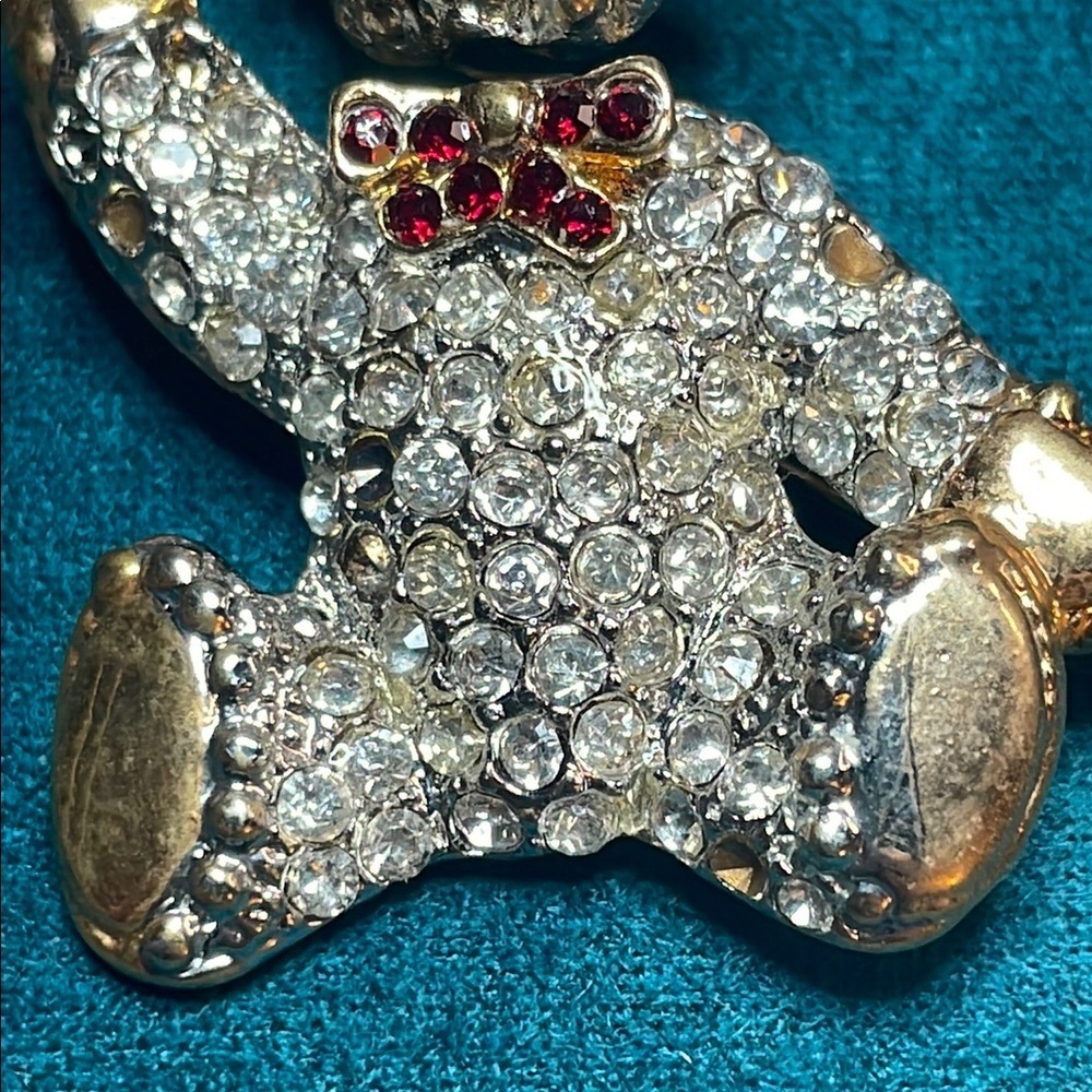 Crystal Teddy Bear Brooch - Picture 4 of 8